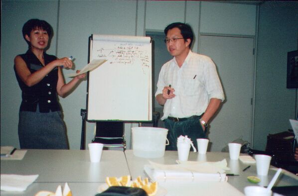 Tuoi and Lam Presenting